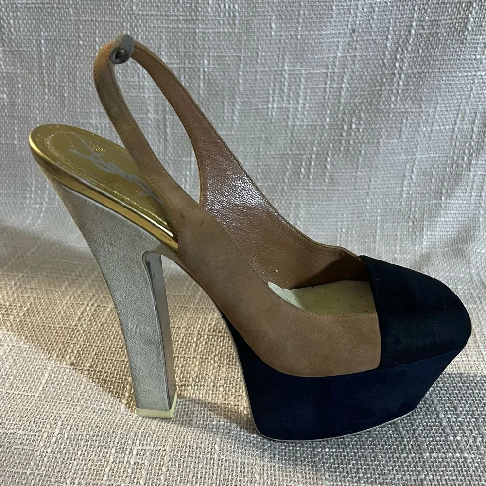 Yves Saint Laurent Obsession 105 Cap Toe Platform‎ Pumps Suede